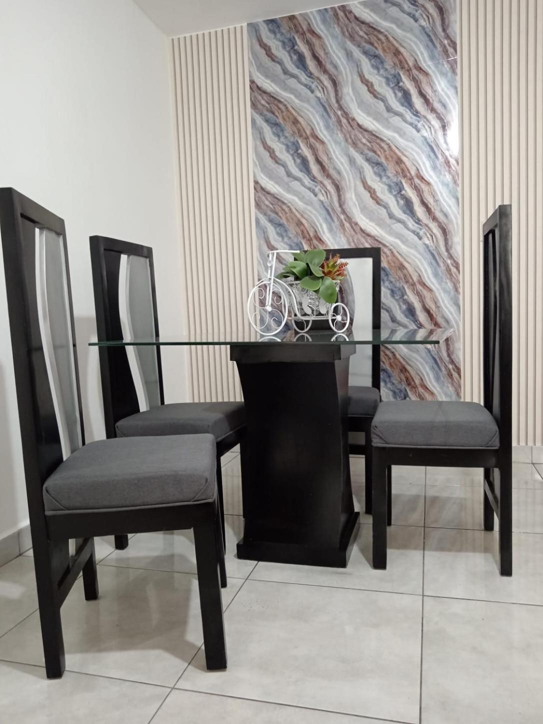 Apartamentos De 1 2 Y 3 Habitaciones Сантяго де лос Кабайерос Екстериор снимка